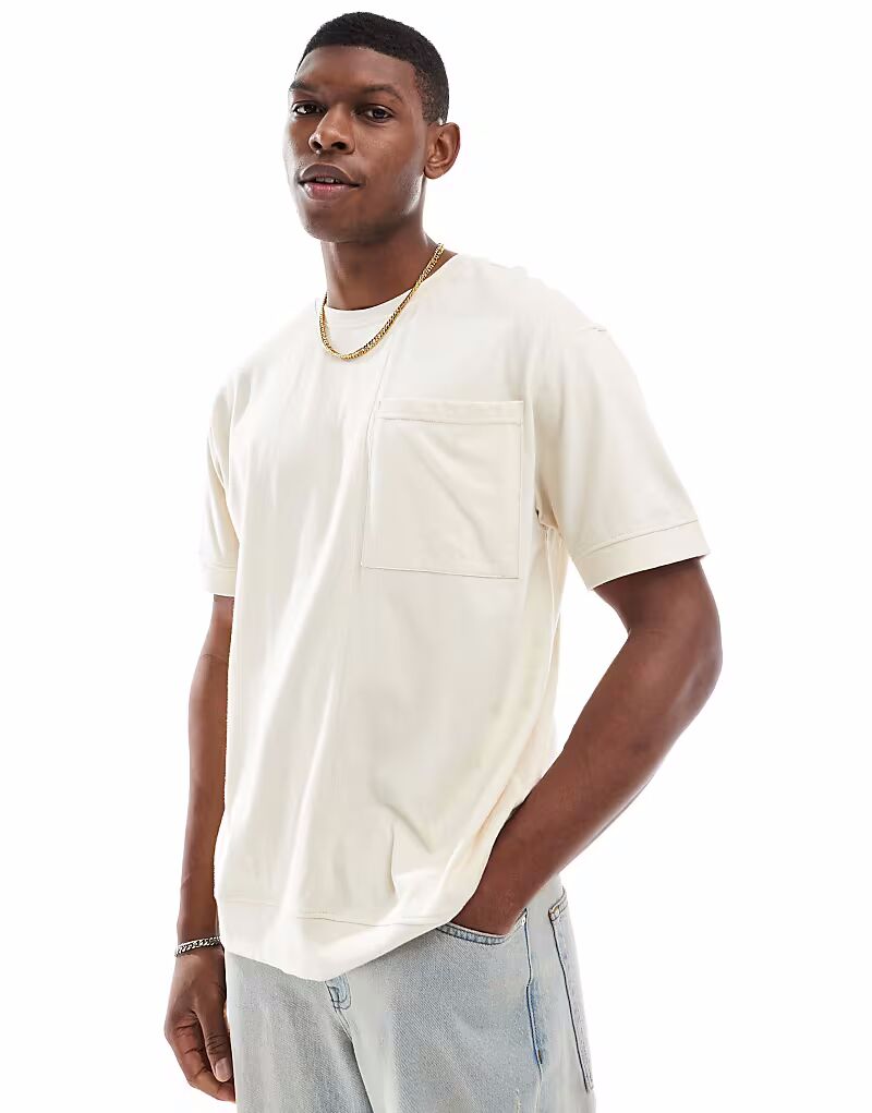 Футболка Another Influence с объемными швами в цвете экрю
Футболка Another Influence с объемными швами в цвете экрю