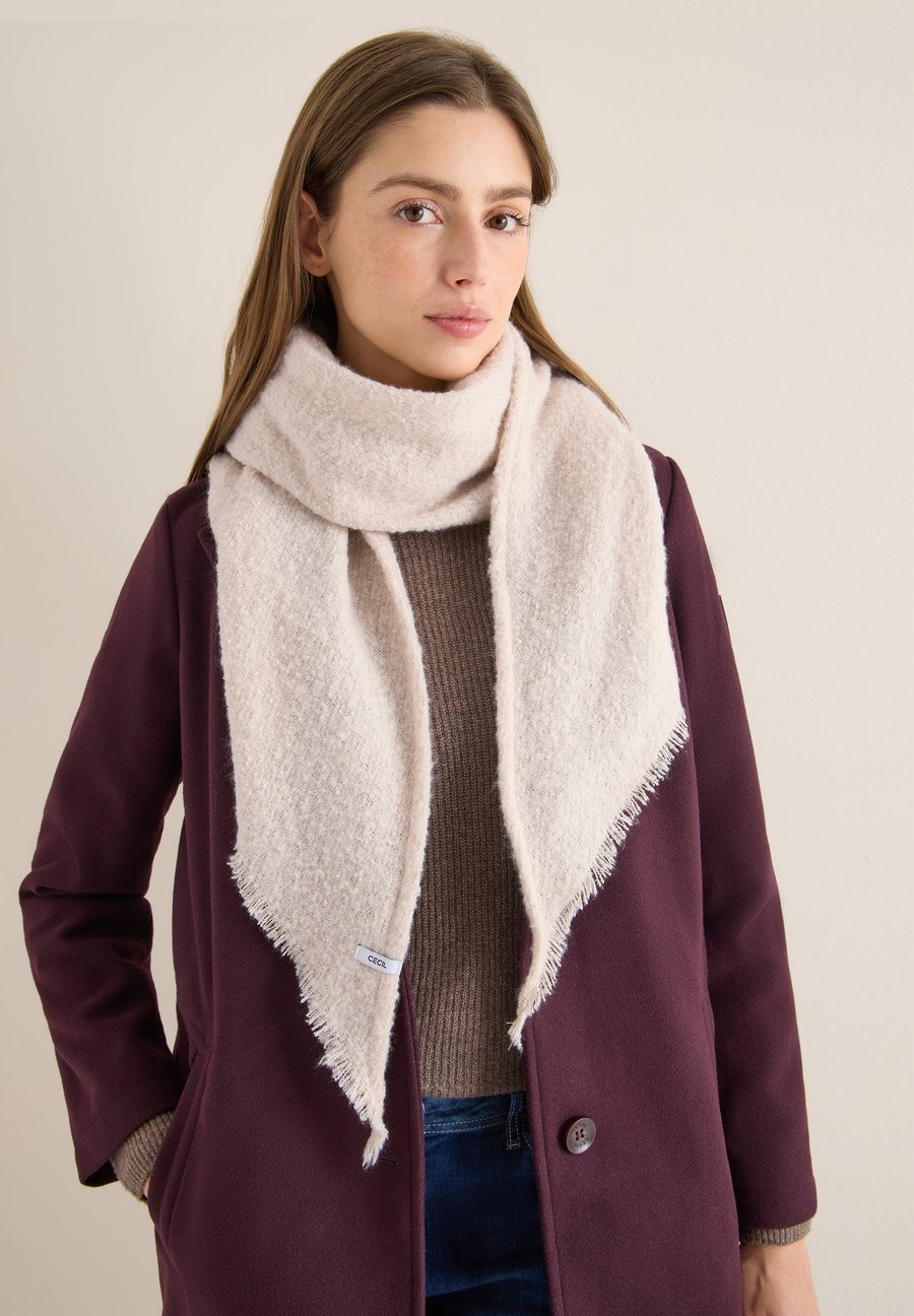 Шарф Cecil BOUCLÉ DREIECKS, Beige
Шарф Cecil BOUCLÉ DREIECKS, Beige