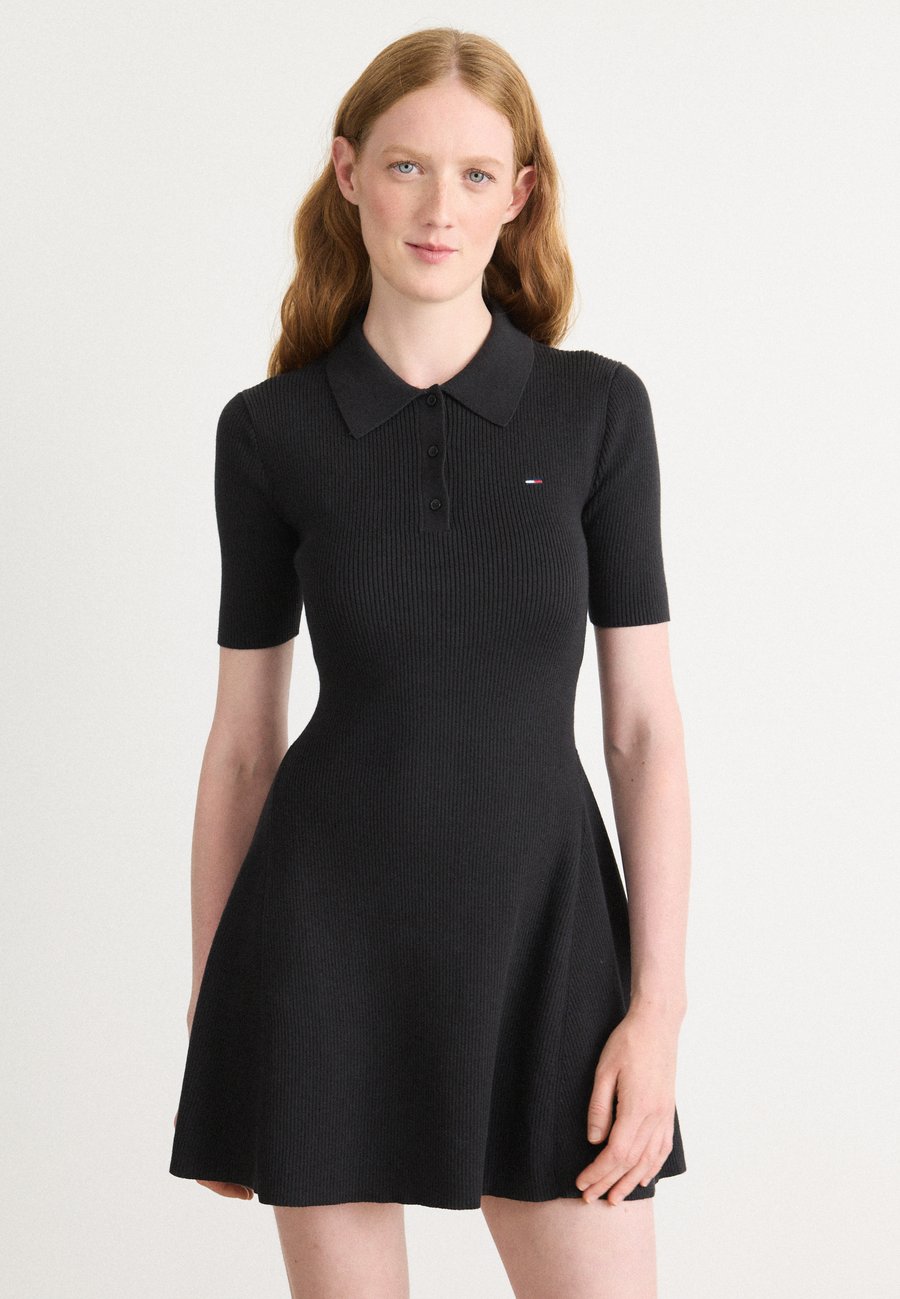 Платье Tommy Jeans MINI DRESS, Black
Платье Tommy Jeans MINI DRESS, Black