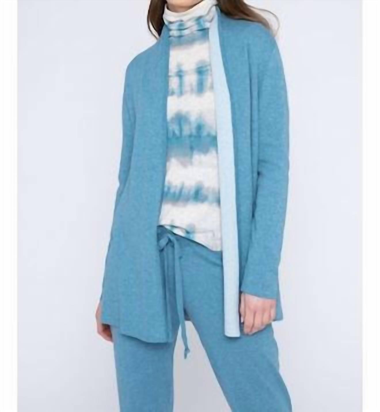 Двусторонний кардиган с драпировкой цвета Сена/дымка Kinross, цвет seine/haze
Двусторонний кардиган с драпировкой цвета Сена/дымка Kinross, цвет seine/haze