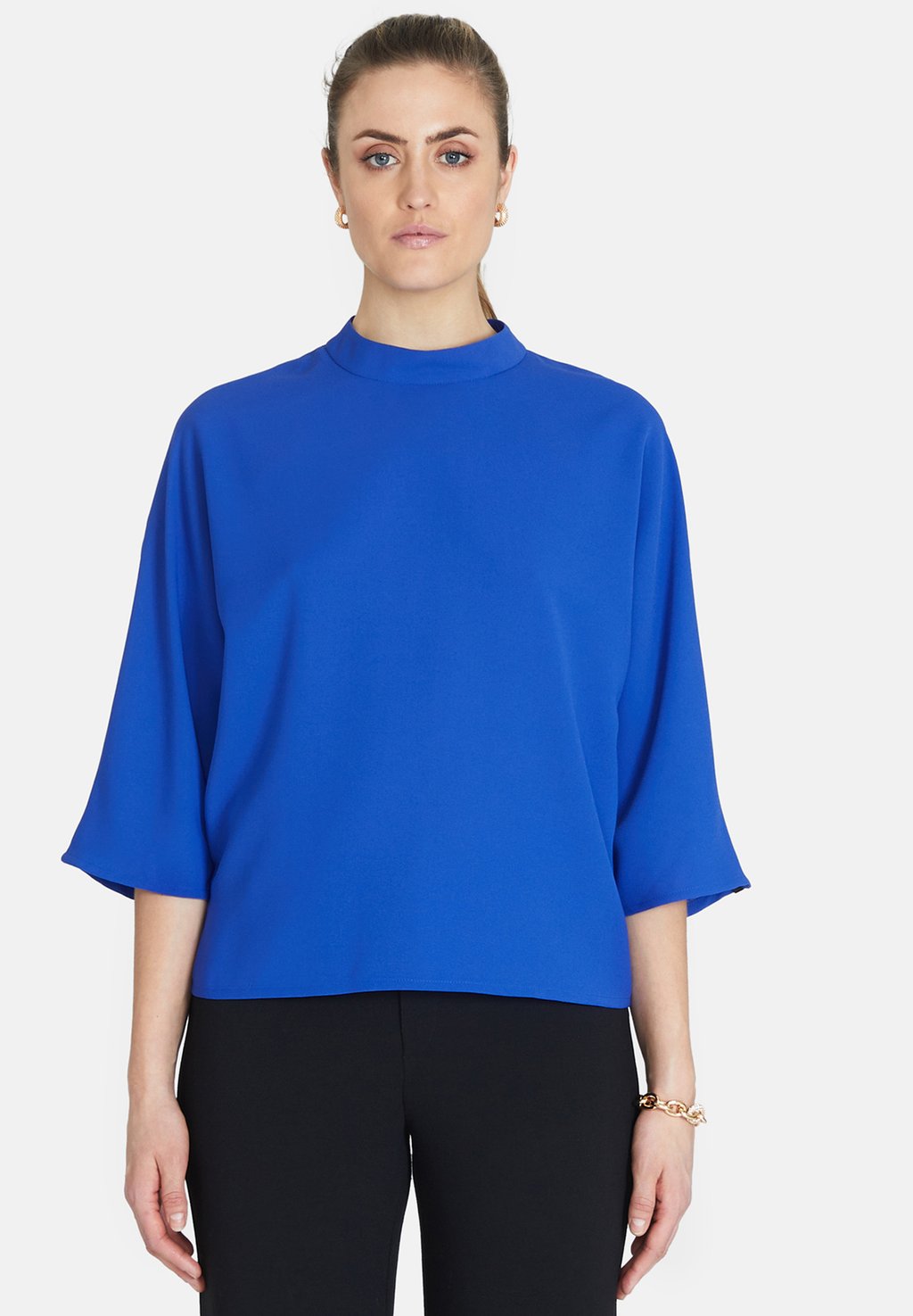 Блуза MERCHER Jascha Stockholm, неоновый синий
Блуза MERCHER Jascha Stockholm, неоновый синий