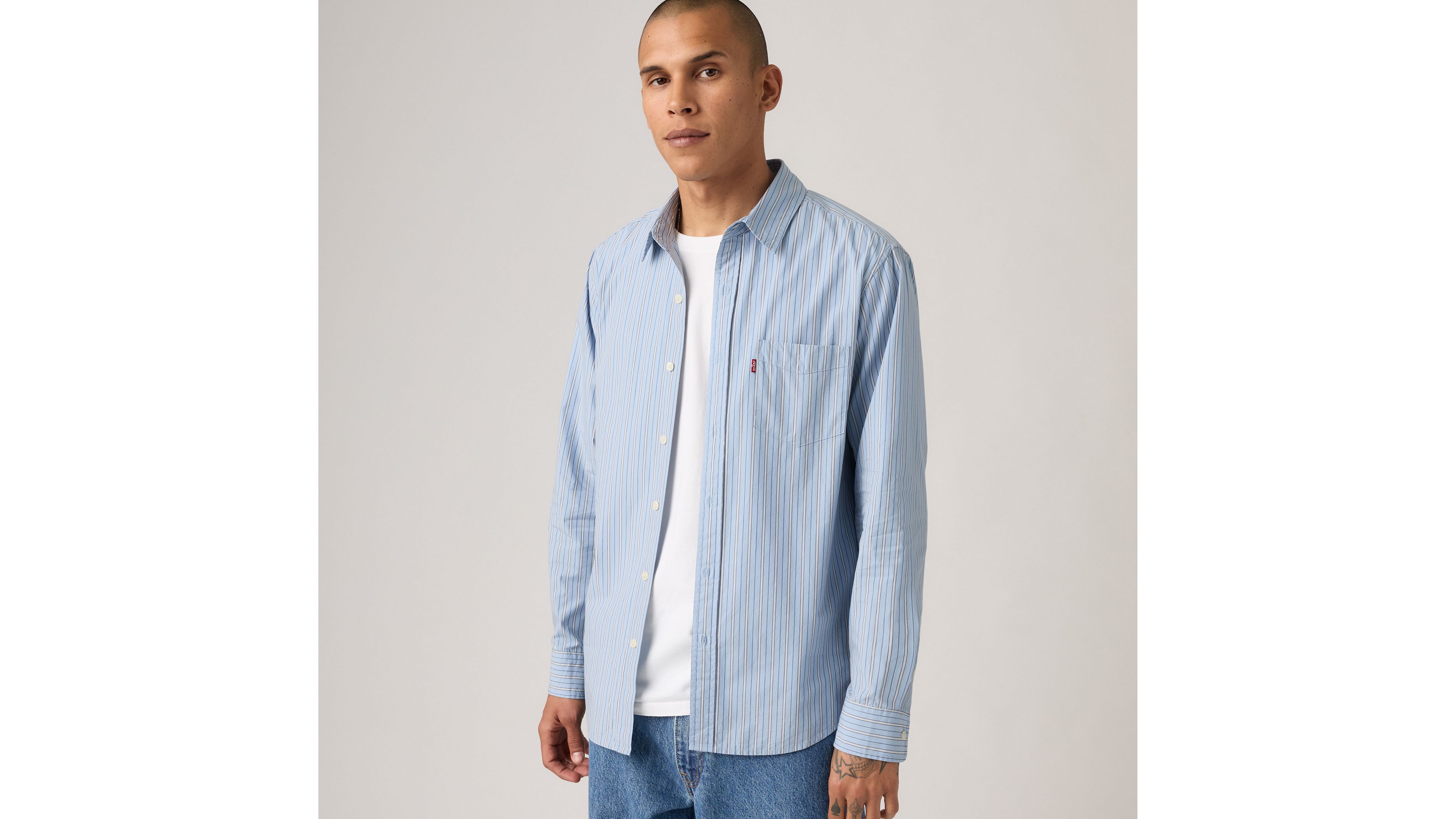 Рубашка Sunset One Pocket Standard Fit Levi's, Erica Stripe Soft Chambray Poplin - Blue
Рубашка Sunset One Pocket Standard Fit Levi's, Erica Stripe Soft Chambray Poplin - Blue