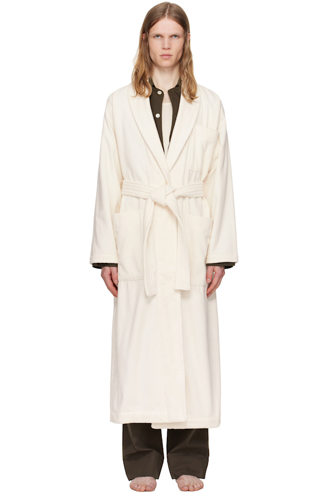 Классический халат из махровой ткани Tekla, цвет ivory
Классический халат из махровой ткани Tekla, цвет ivory
