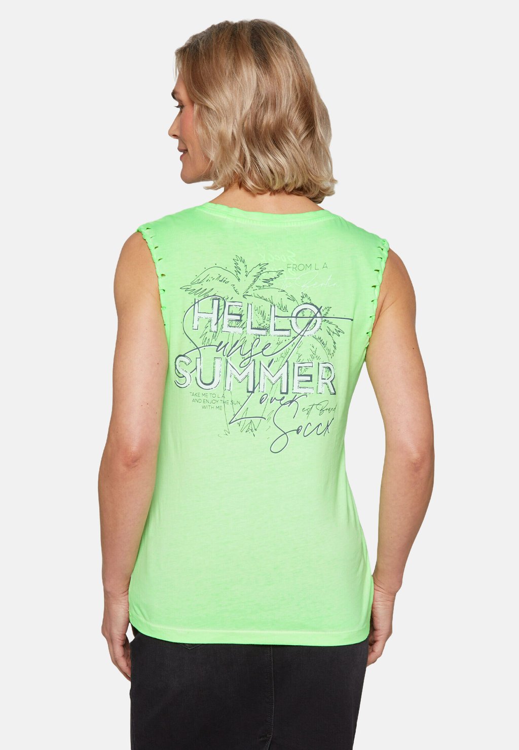 Топ MIT FLECHTKANTE AM ARMAUSSCHNITT UND RÜCKEN-ARTWORK Soccx, неоновый зеленый
Топ MIT FLECHTKANTE AM ARMAUSSCHNITT UND RÜCKEN-ARTWORK Soccx, неоновый зеленый