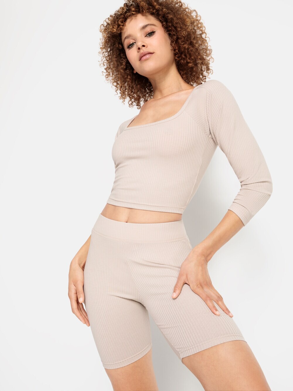 Домашний комплект Lscn By Lascana LSCN Ribbed Set, бежевый
Домашний комплект Lscn By Lascana LSCN Ribbed Set, бежевый