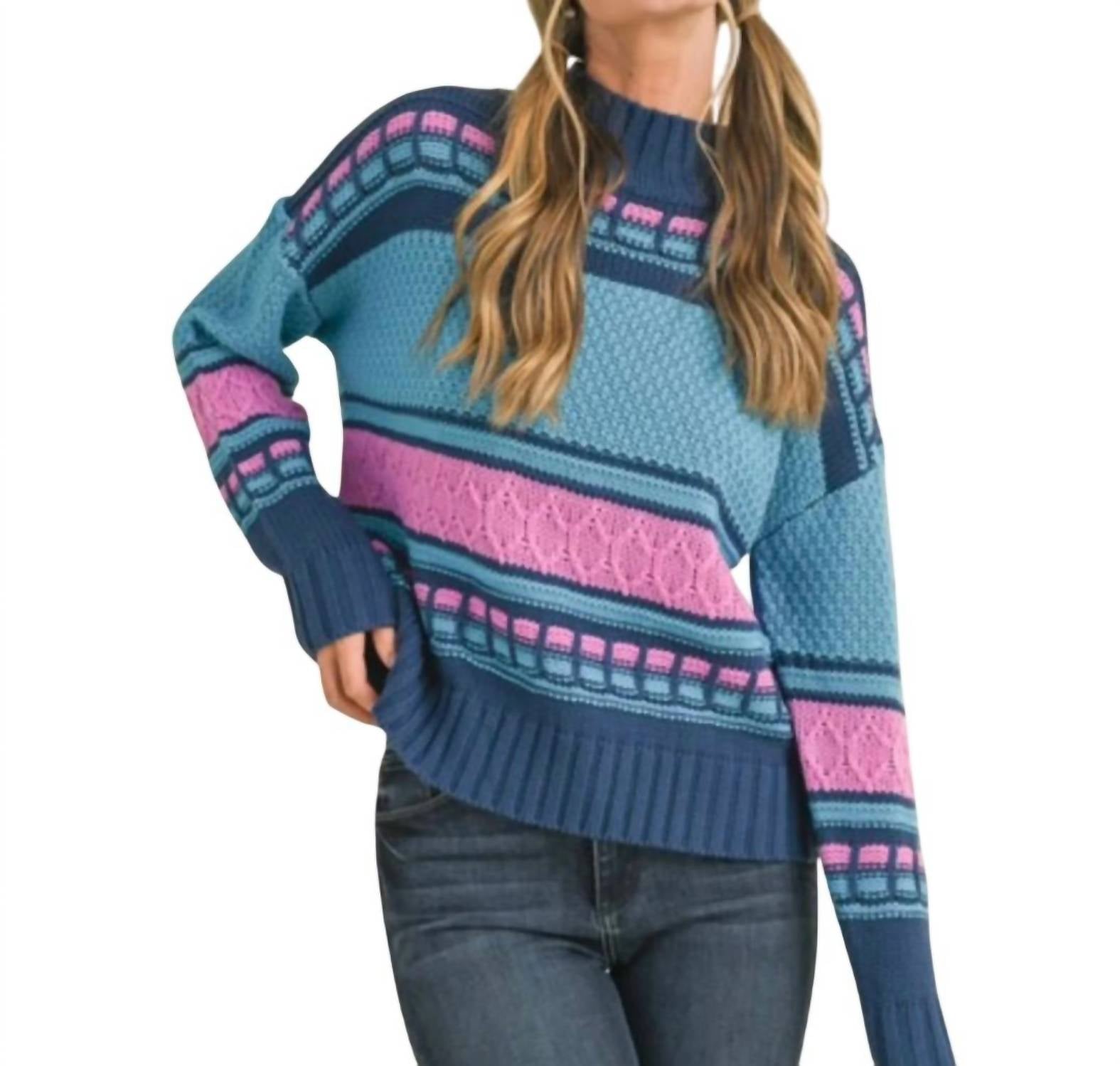 Вязаный свитер с высоким воротником и косой вязкой в темно-синем цвете &merci
Вязаный свитер с высоким воротником и косой вязкой в темно-синем цвете &merci