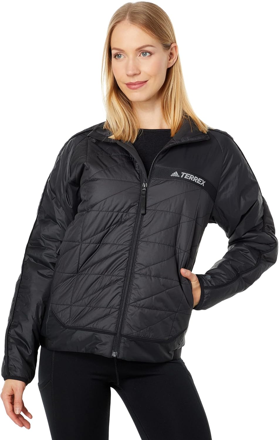 Женская куртка Adidas утепленная, черный
Женская куртка Adidas утепленная, черный