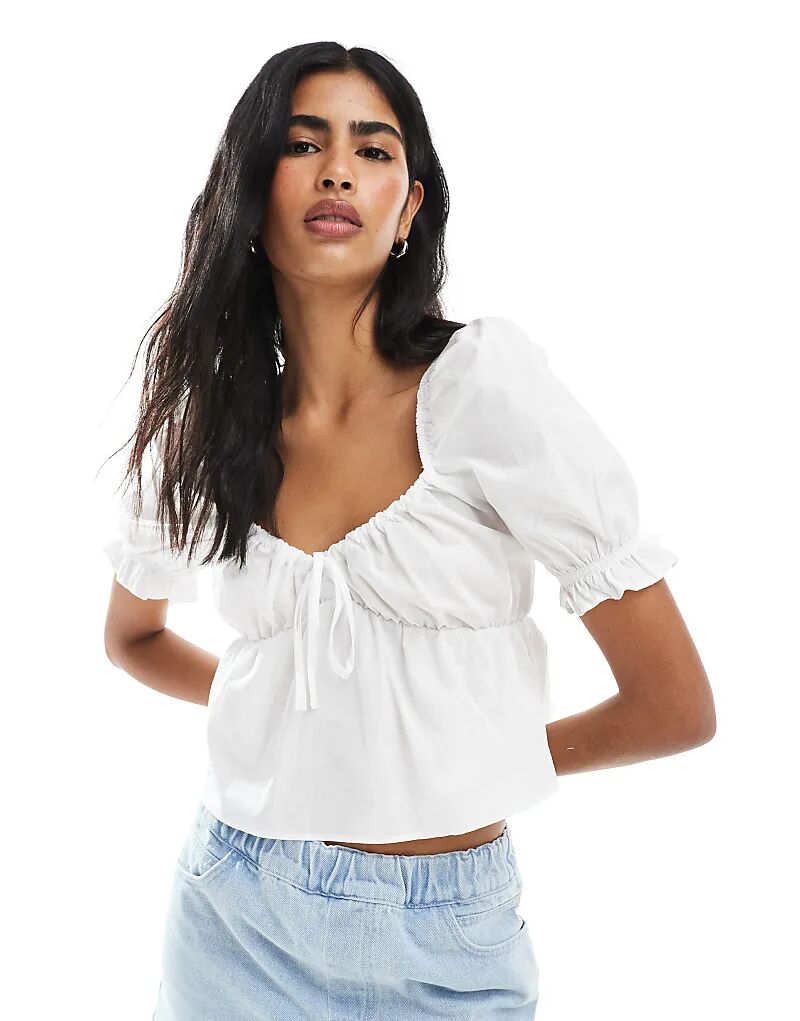 Топ доярки Miss Selfridge из поплина белого цвета
Топ доярки Miss Selfridge из поплина белого цвета