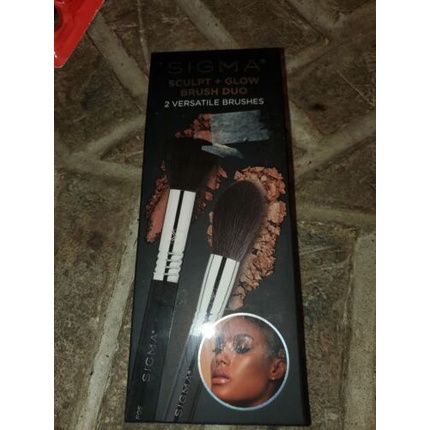 Набор кистей для макияжа Sculpt + Glow - Pack of 2
Набор кистей для макияжа Sculpt + Glow - Pack of 2