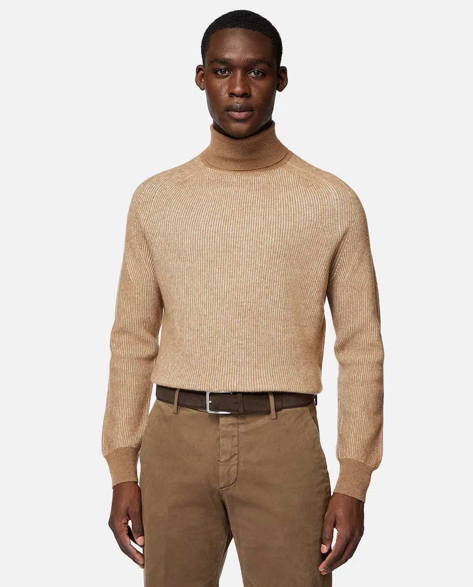 Мужской свитер с длинным рукавом из шерсти и фундука Boggi Milano, коричневый
Мужской свитер с длинным рукавом из шерсти и фундука Boggi Milano, коричневый