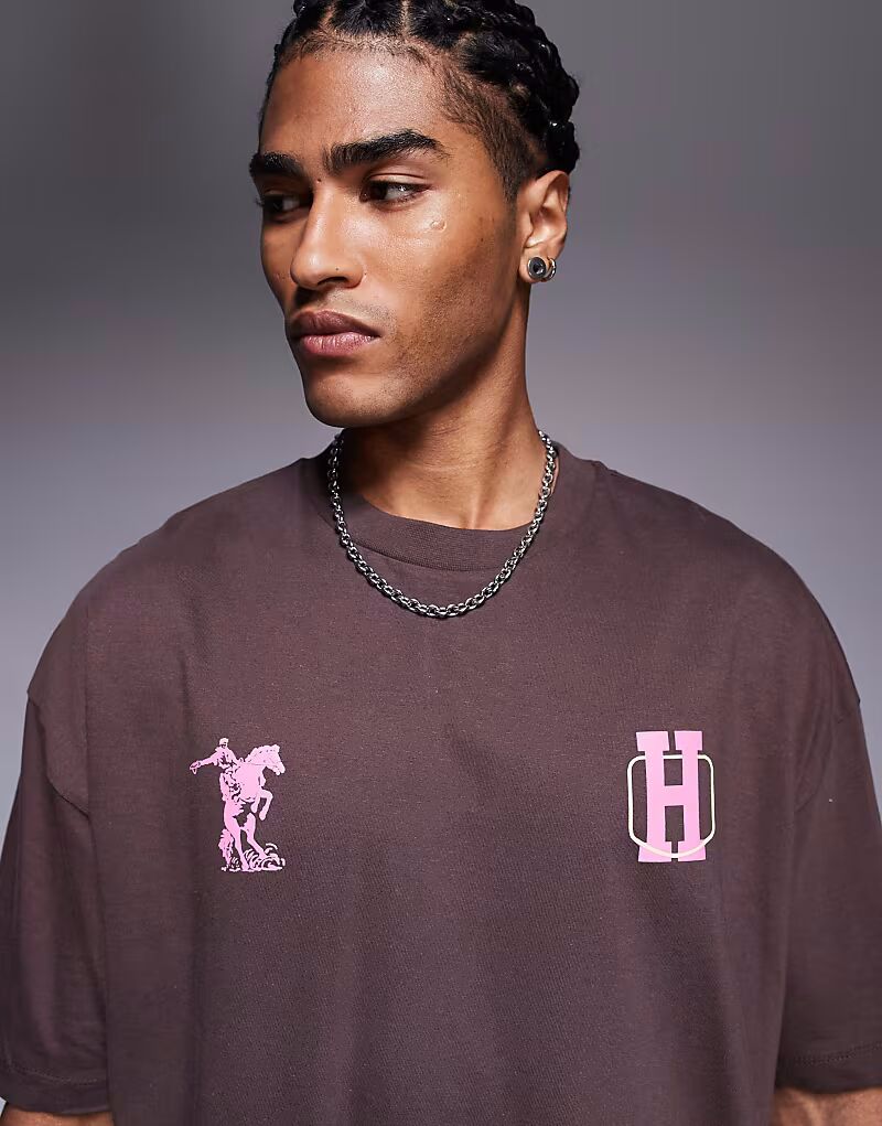 Футболка свободного кроя ASOS DESIGN со спортивной графикой коричневого цвета
Футболка свободного кроя ASOS DESIGN со спортивной графикой коричневого цвета