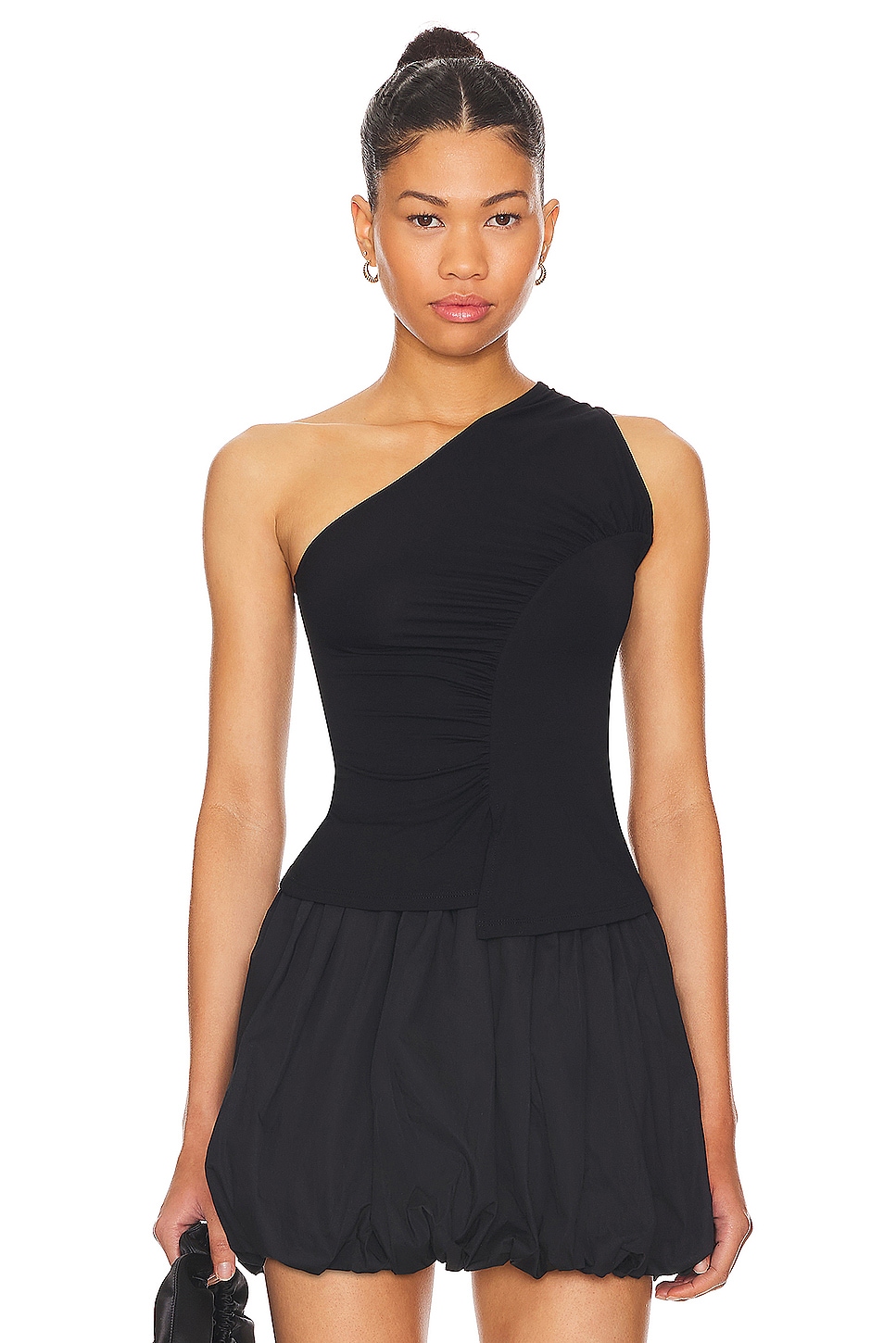 Сакае топ Belle The Label, черный
Сакае топ Belle The Label, черный