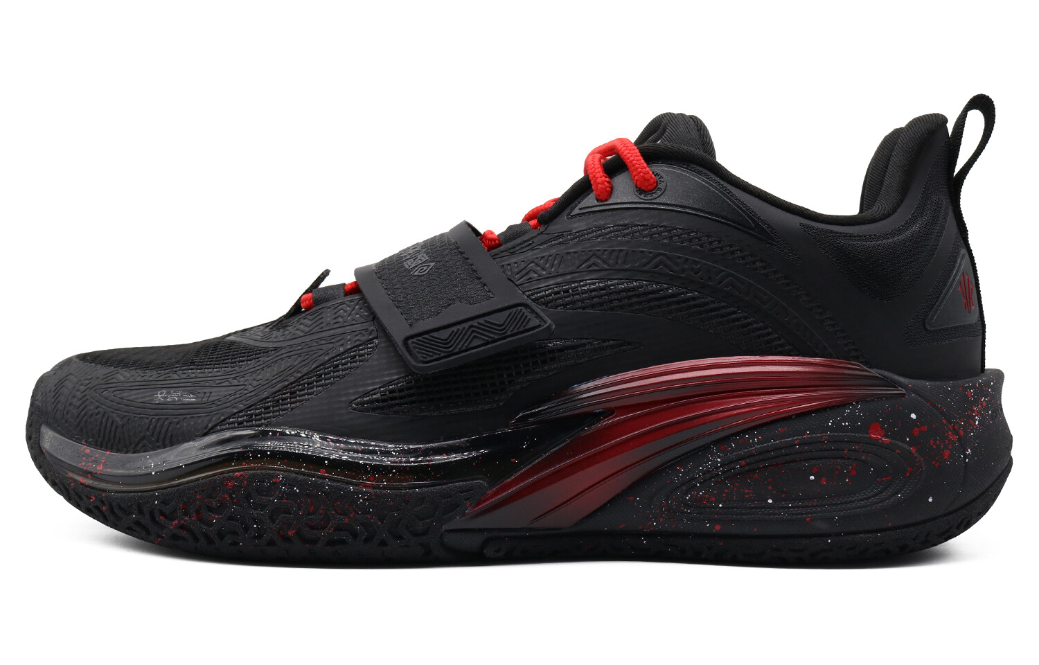 Баскетбольные кроссовки KAI 1 мужские низкие черные/красные Anta
Баскетбольные кроссовки KAI 1 мужские низкие черные/красные Anta