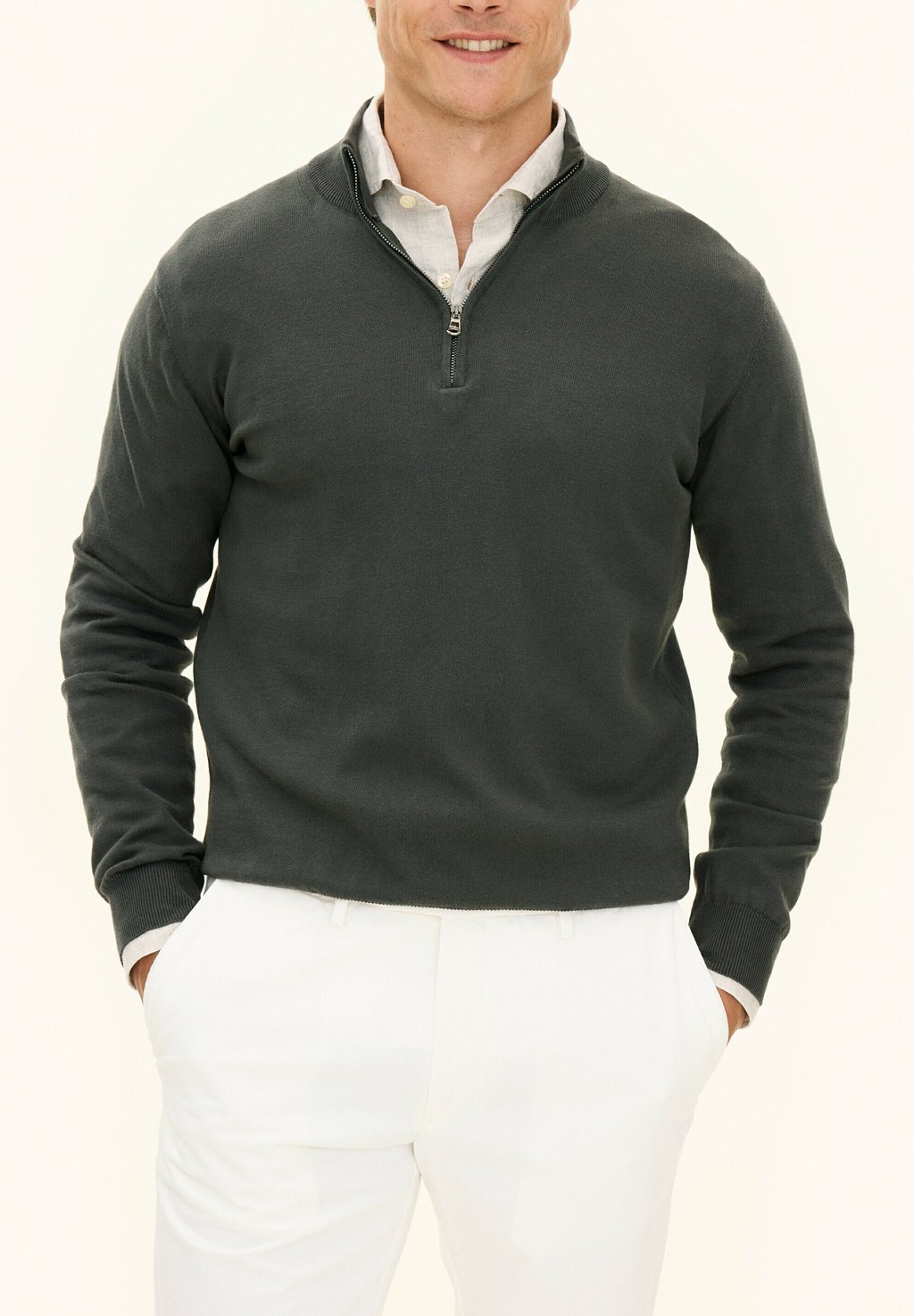 Свитер Oscar Jacobson, темно-зеленый
Свитер Oscar Jacobson, темно-зеленый