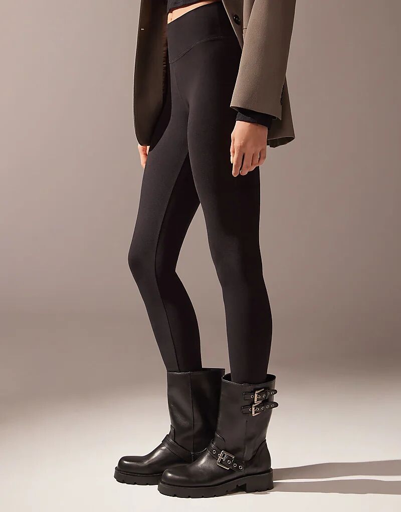 Термолеггинсы Calzedonia черного цвета
Термолеггинсы Calzedonia черного цвета