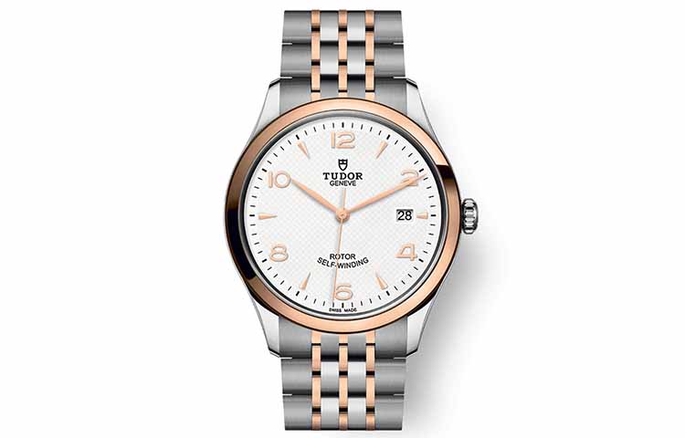 TUDOR Часы 1926 Collection Automatic Mechanical Movement Men's Watch Watch 39mm White Dial Steel Watch Case Steel Strap, White
TUDOR Часы 1926 Collection Automatic Mechanical Movement Men's Watch Watch 39mm White Dial Steel Watch Case Steel Strap, White