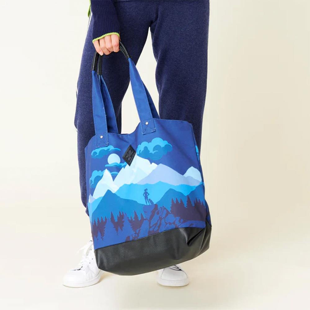 Сумка-тоут Bridger, женская Krimson Klover, Hiker Blue (921)
Сумка-тоут Bridger, женская Krimson Klover, Hiker Blue (921)