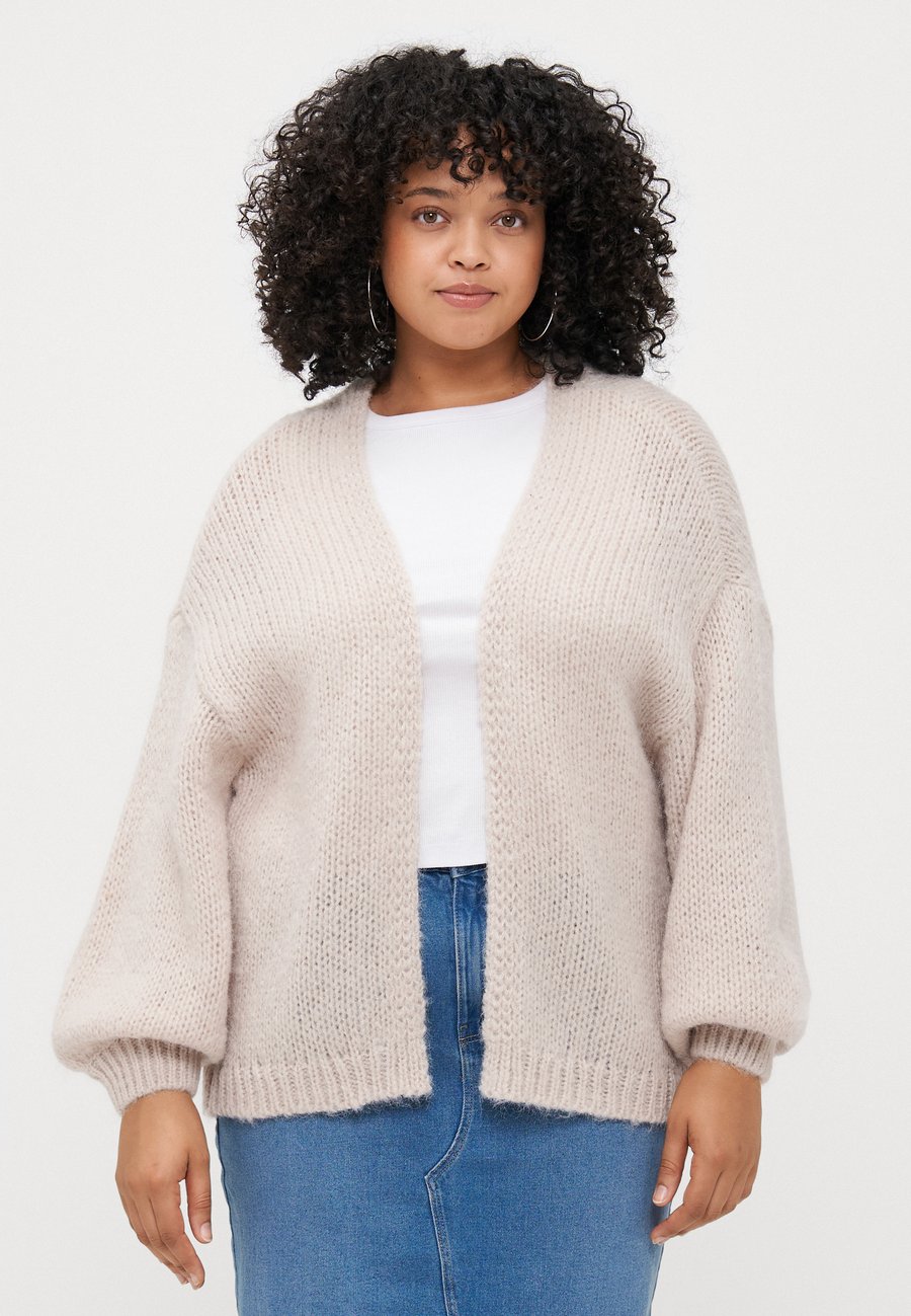 Кардиган Vero Moda Curve VMMAYBE OPEN, Oatmeal/Beige
Кардиган Vero Moda Curve VMMAYBE OPEN, Oatmeal/Beige