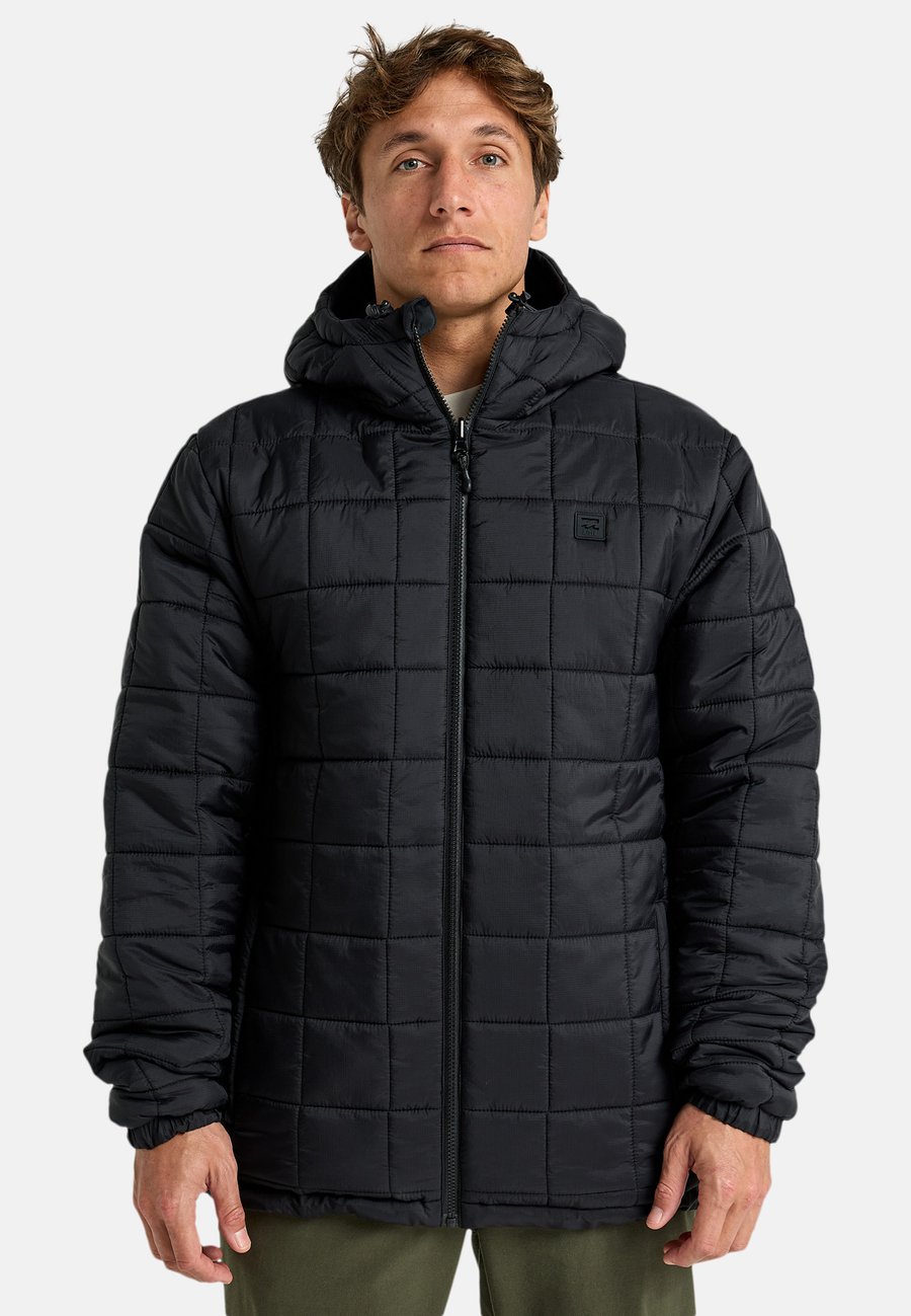 Пальто Billabong TRANSPORT REVO , Blk/Black
Пальто Billabong TRANSPORT REVO , Blk/Black
