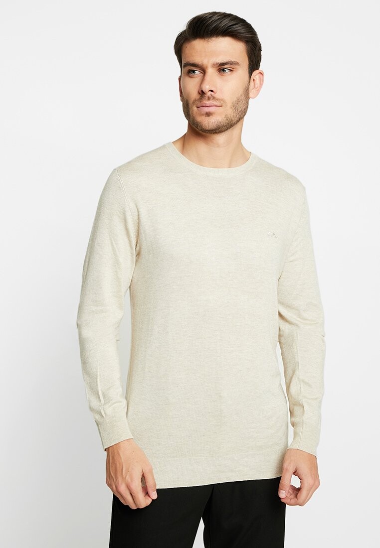 Вязаный свитер ROUND NECK Lindbergh, цвет beige melange
Вязаный свитер ROUND NECK Lindbergh, цвет beige melange