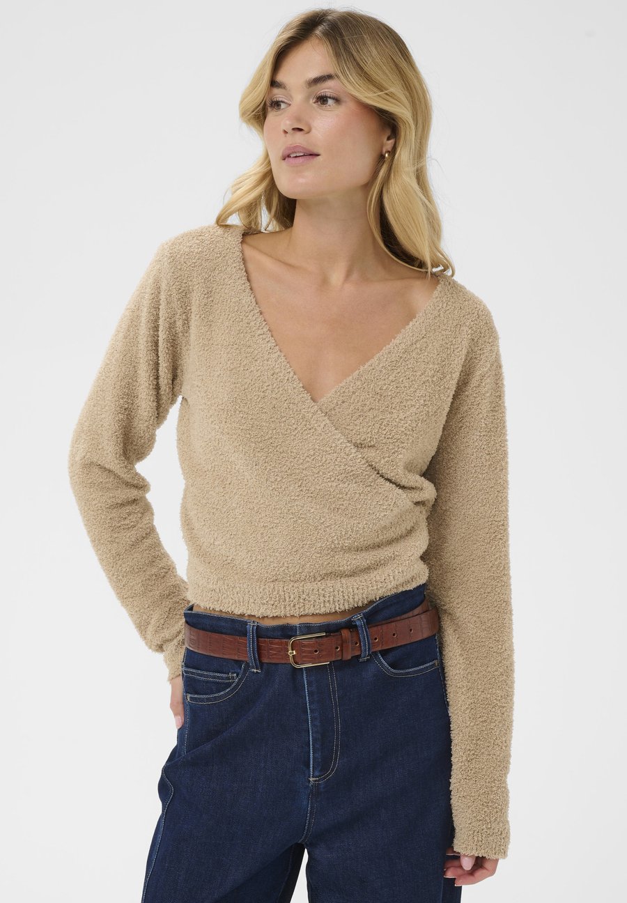 Джемпер Saint Tropez NADALIESZ WRAP BLOUSE, Oxford Tan/Light Brown
Джемпер Saint Tropez NADALIESZ WRAP BLOUSE, Oxford Tan/Light Brown