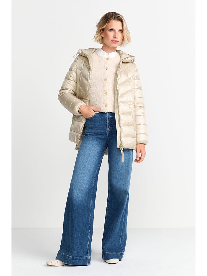 Стеганая куртка Rich & Royal, золотой
Стеганая куртка Rich & Royal, золотой