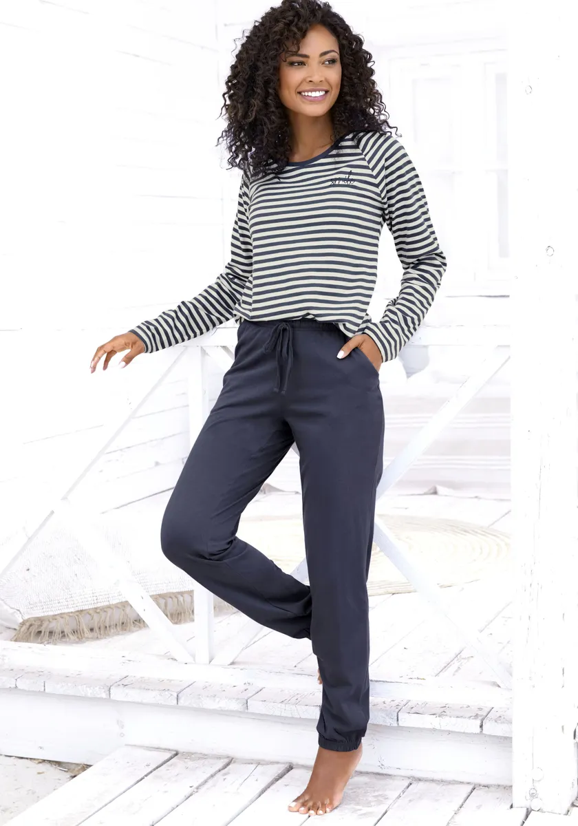 Пижама Vivance Dreams с полосками, окрашенными в пряжу, синий
Пижама Vivance Dreams с полосками, окрашенными в пряжу, синий