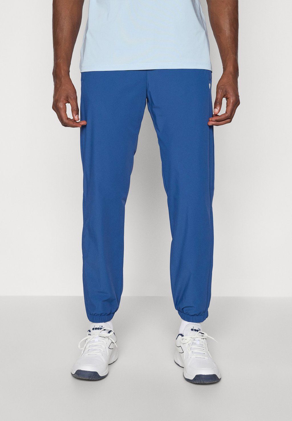 Спортивные штаны ACE TRACK PANTS Björn Borg, синий
Спортивные штаны ACE TRACK PANTS Björn Borg, синий