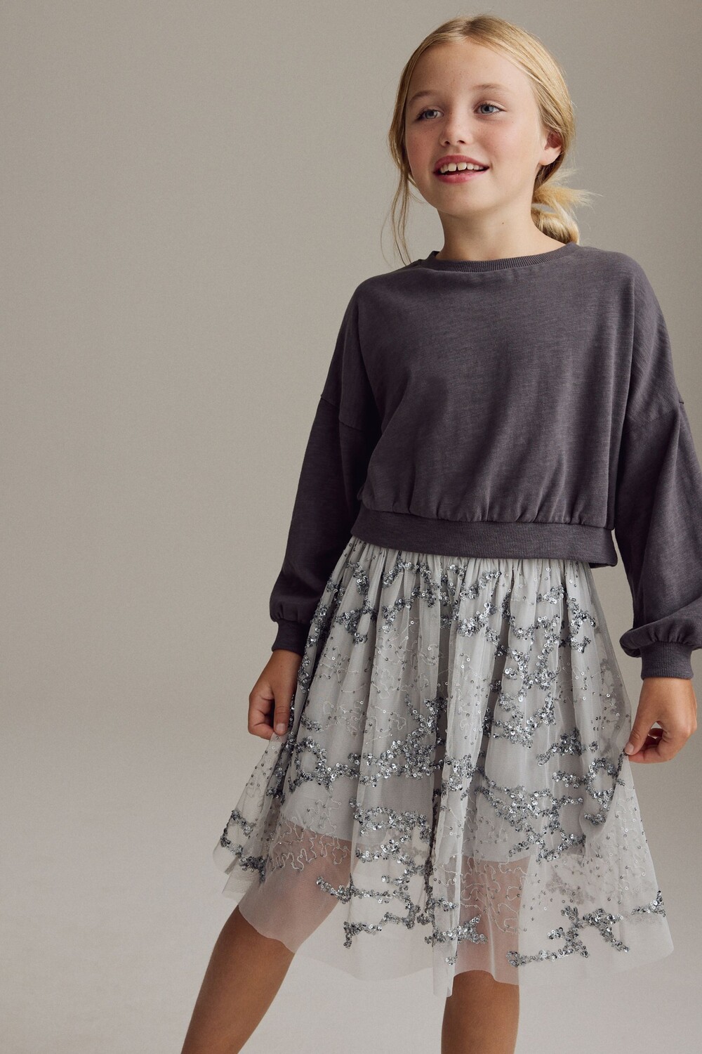 Юбка с кружевом и пайетками (3 16 лет) Next, серебряный
Юбка с кружевом и пайетками (3 16 лет) Next, серебряный