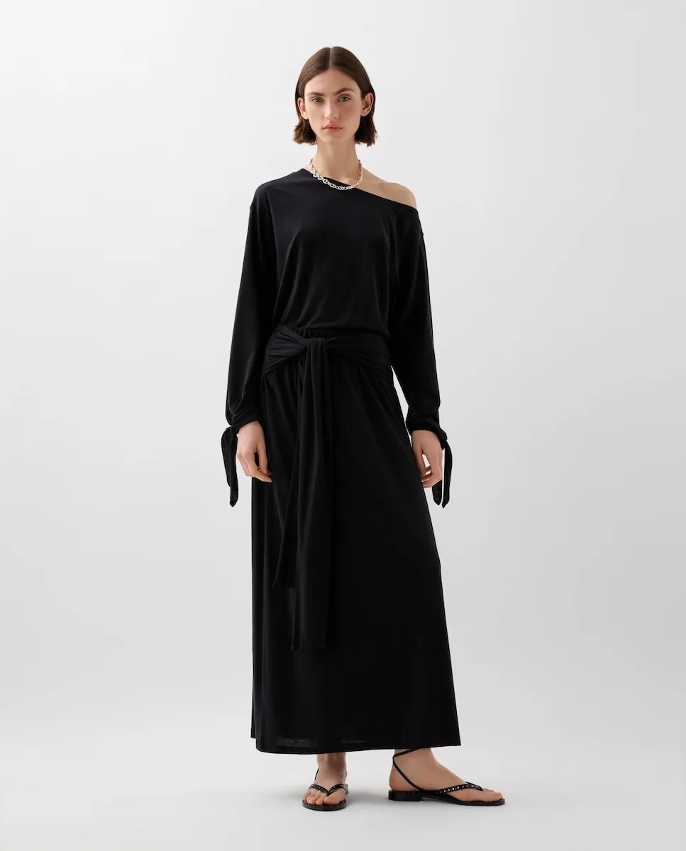 Длинная юбка с узлом Scalpers, черный
Длинная юбка с узлом Scalpers, черный