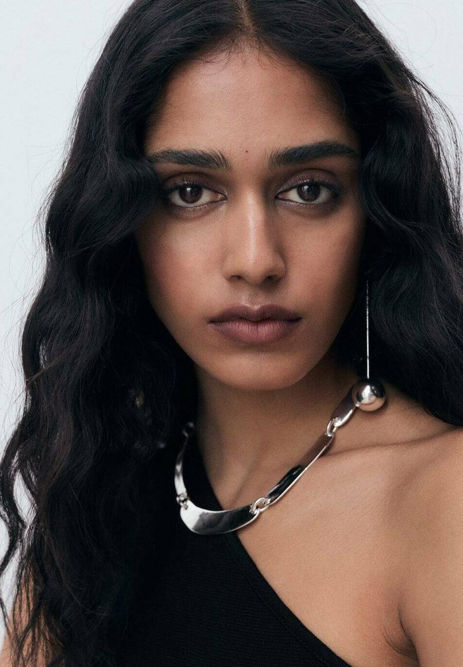 Платье Mango Maxi dress, Zwart/Black
Платье Mango Maxi dress, Zwart/Black