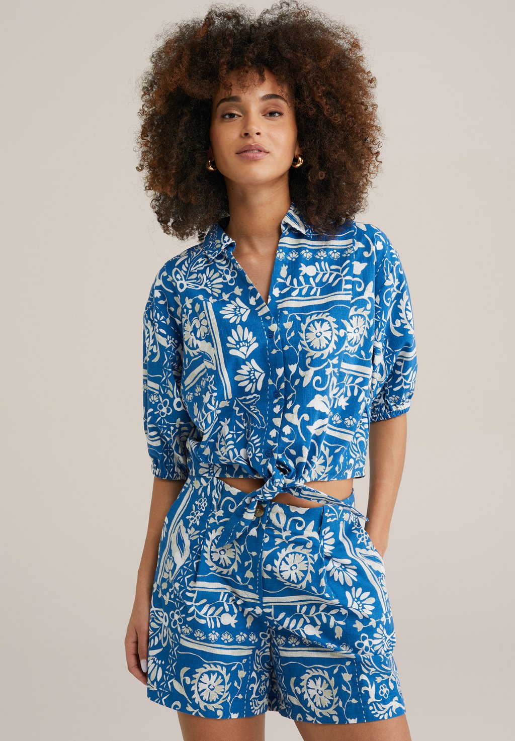 Блузка на пуговицах WE Fashion, синий
Блузка на пуговицах WE Fashion, синий