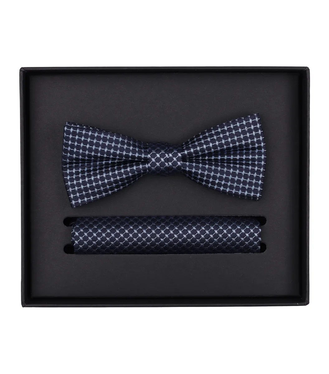 Галстук-бабочка VENTI "Комплект из галстука-бабочки и нагрудного платка VENTI с рисунком", синий
Галстук-бабочка VENTI "Комплект из галстука-бабочки и нагрудного платка VENTI с рисунком", синий