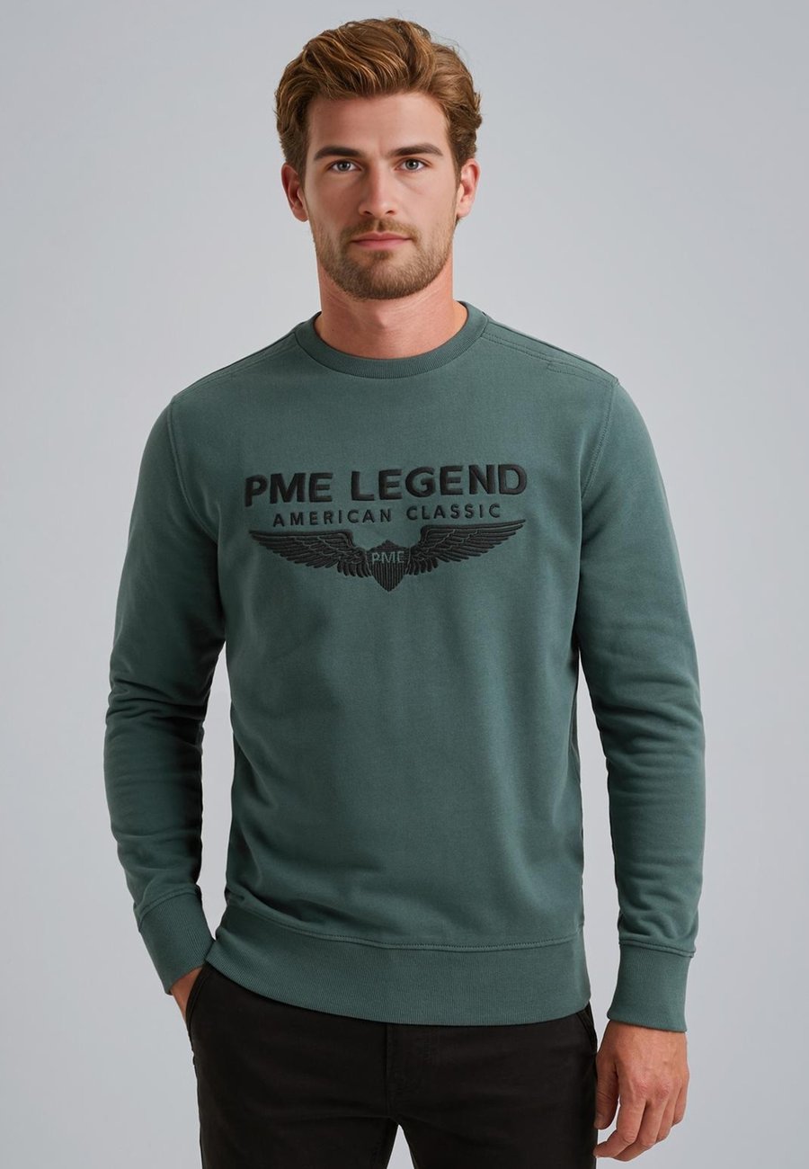 Толстовка PME Legend CREWNECK SOFT TERRY, Stargezer/Dark Green
Толстовка PME Legend CREWNECK SOFT TERRY, Stargezer/Dark Green