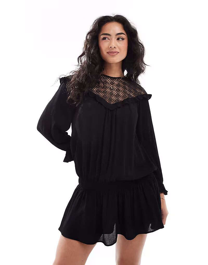 Мини-платье Miss Selfridge в стиле бохо-вестерн с кружевными вставками
Мини-платье Miss Selfridge в стиле бохо-вестерн с кружевными вставками