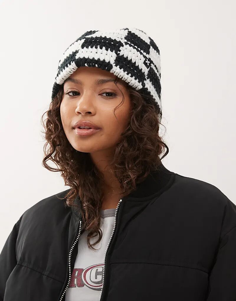 COLLUSION вязаная крючком шапочка в клетку черного и бежевого цветов
COLLUSION вязаная крючком шапочка в клетку черного и бежевого цветов