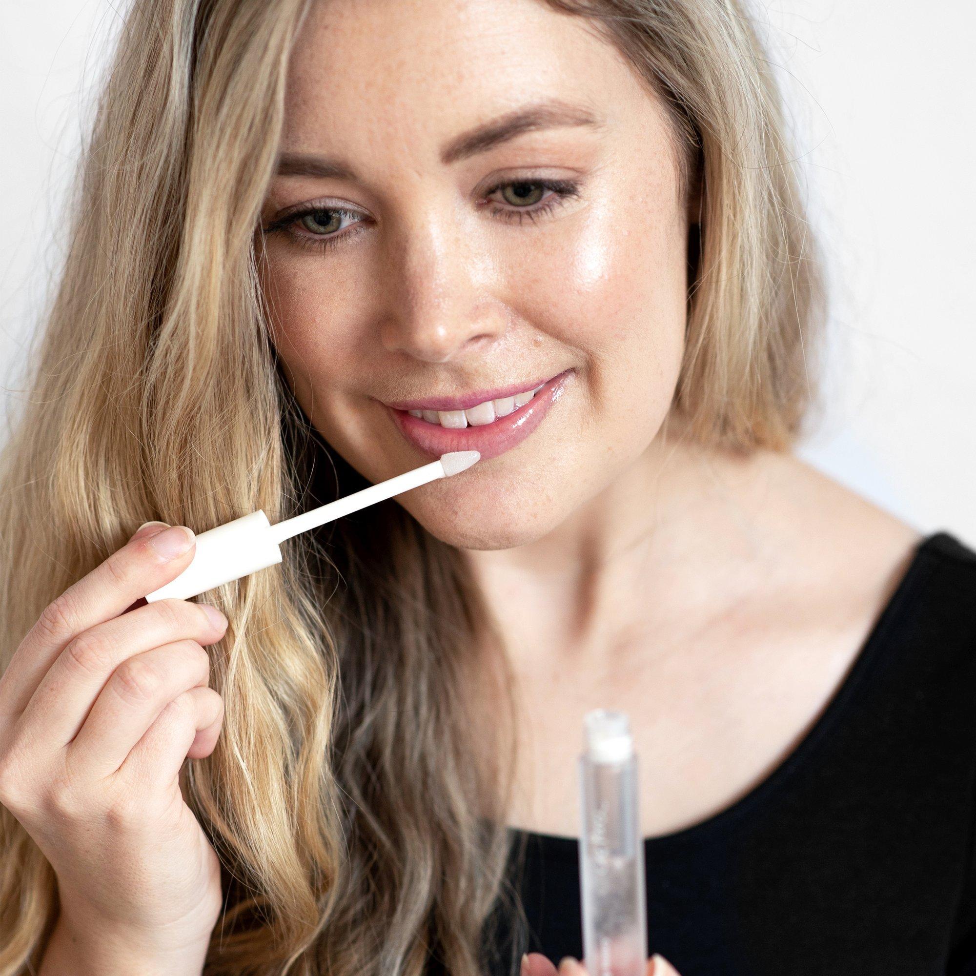 Блеск для губ Mango Lip Honey Ere Perez, Glaze (quartz crystal clear)
Блеск для губ Mango Lip Honey Ere Perez, Glaze (quartz crystal clear)