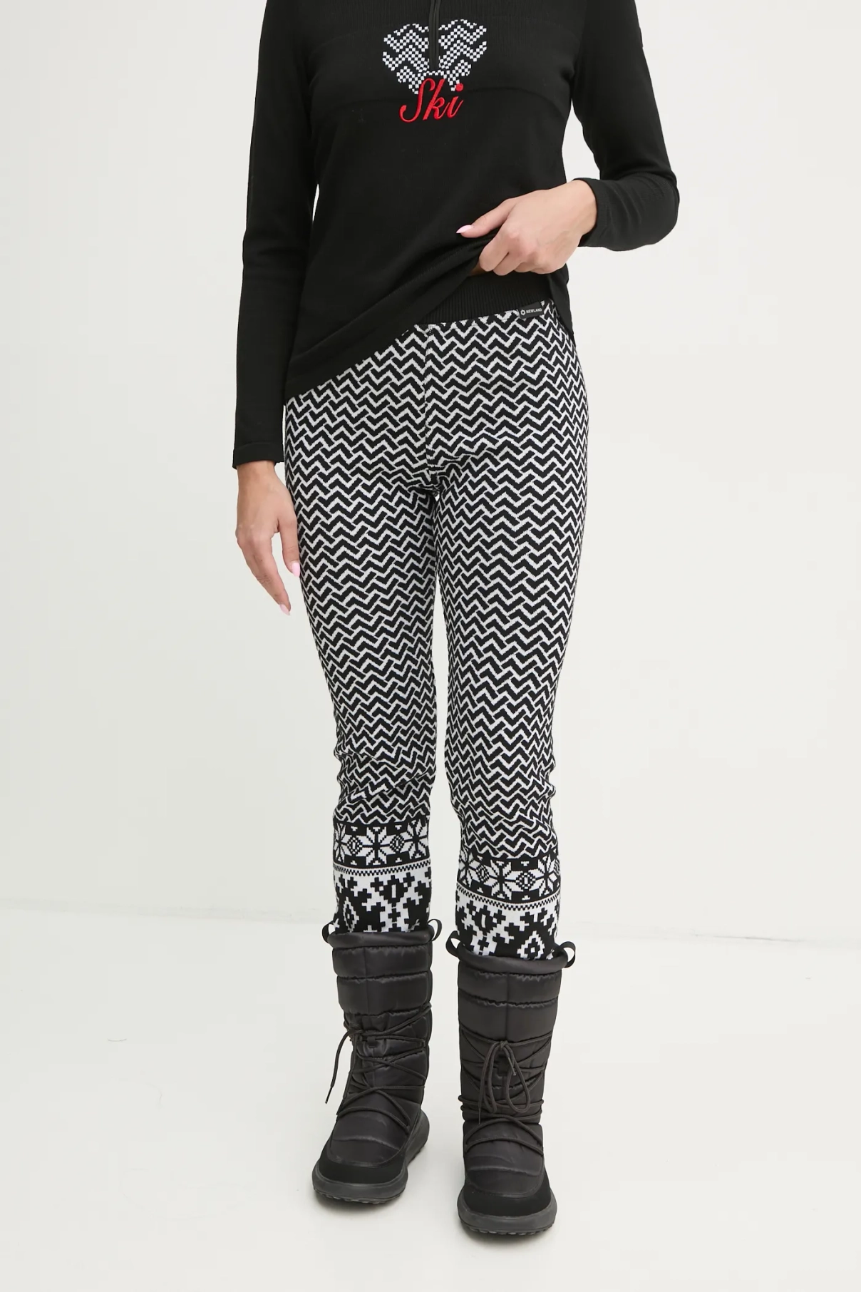 Спортивные штаны Лорелей Newland, черный
Спортивные штаны Лорелей Newland, черный