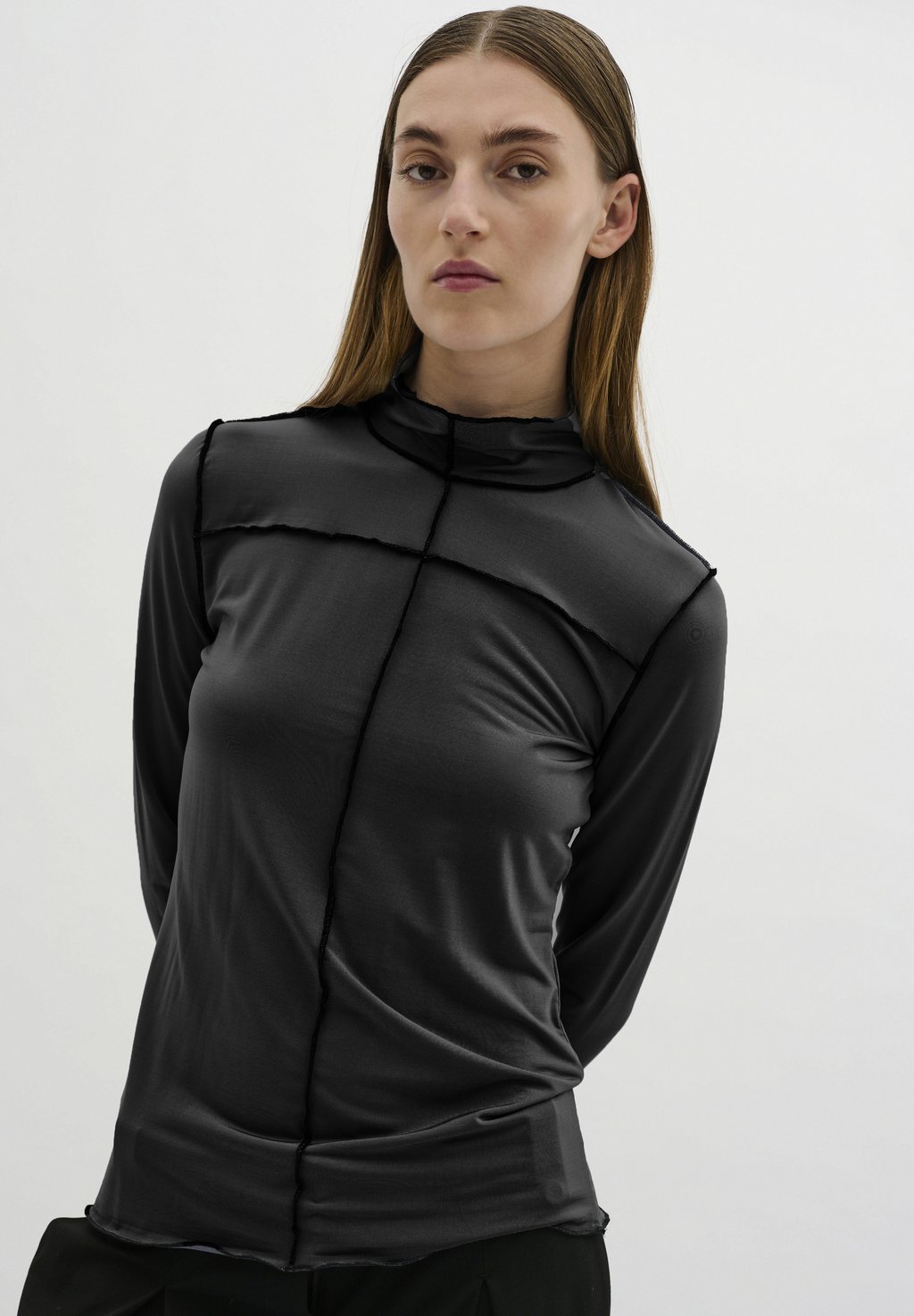 Топ с длинными рукавами Karen by Simonsen, черный
Топ с длинными рукавами Karen by Simonsen, черный