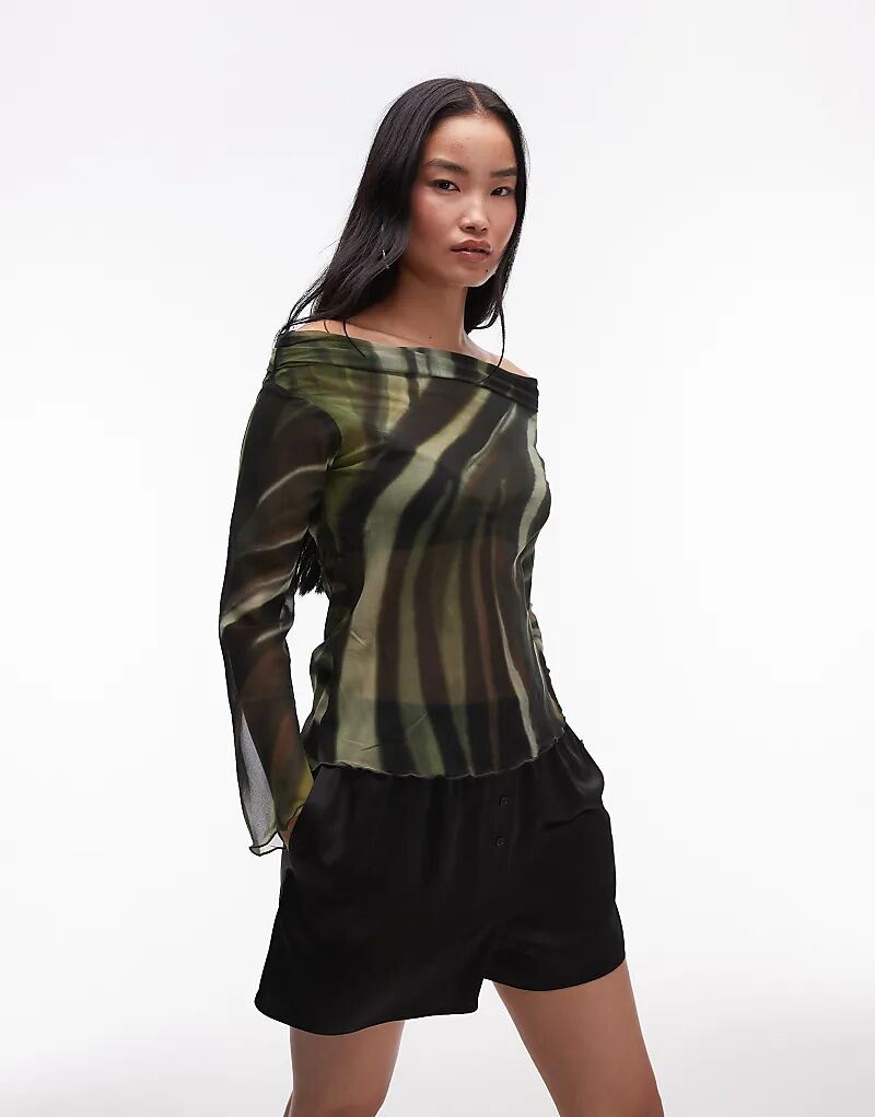 Сетчатый топ с открытыми плечами и принтом черного цвета Mango
Сетчатый топ с открытыми плечами и принтом черного цвета Mango