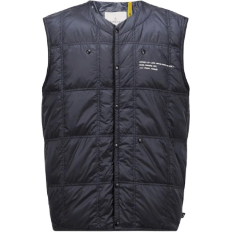 Моноклер X Фрагмент Хироши Фудзивара вайл упаковываемая стёганая жилетка MONCLER GENIUS, синий
Моноклер X Фрагмент Хироши Фудзивара вайл упаковываемая стёганая жилетка MONCLER GENIUS, синий