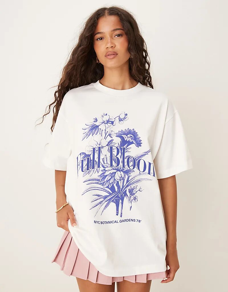 Футболка свободного кроя ASOS DESIGN с цветочным принтом кремового цвета
Футболка свободного кроя ASOS DESIGN с цветочным принтом кремового цвета