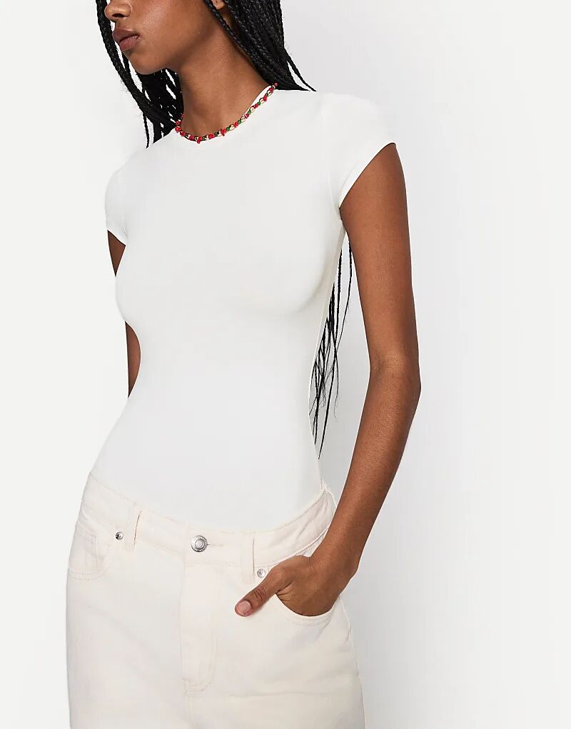 Боди Bershka с короткими рукавами белого цвета
Боди Bershka с короткими рукавами белого цвета