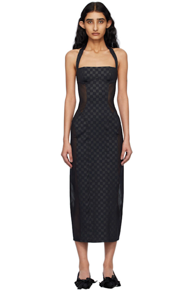 Черное платье-миди Shape Up MISBHV
Черное платье-миди Shape Up MISBHV