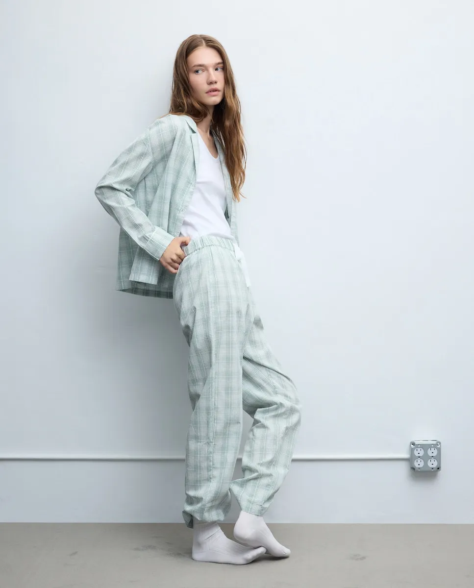 Женская длинная пижама с принтом Easy Wear, зеленый мох
Женская длинная пижама с принтом Easy Wear, зеленый мох