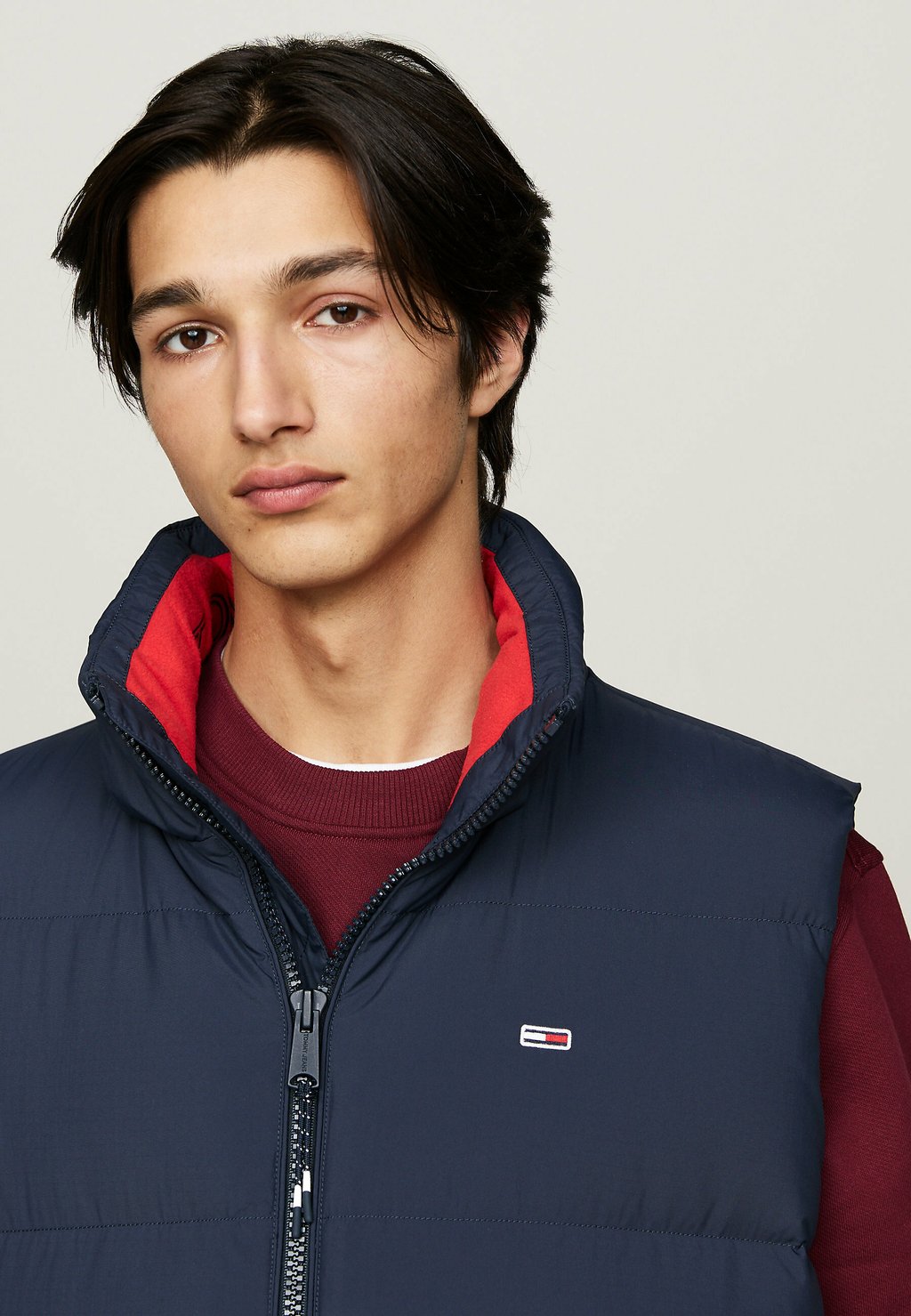 Жилет ESSENTIAL Tommy Jeans, темно-синий
Жилет ESSENTIAL Tommy Jeans, темно-синий
