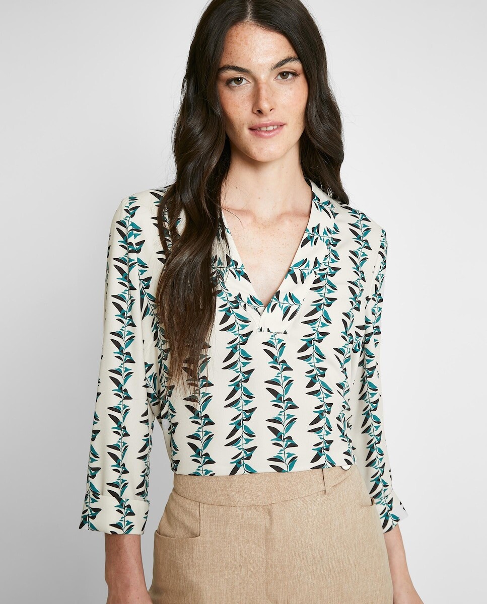 Женская блузка с французскими рукавами и принтом Trucco, белый
Женская блузка с французскими рукавами и принтом Trucco, белый