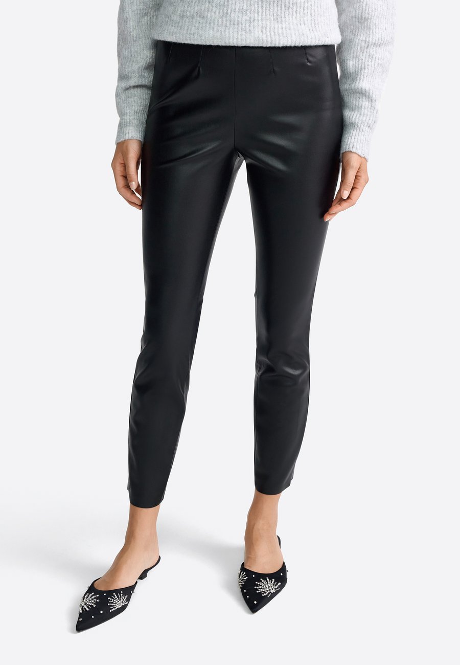 Брюки Rich & Royal Leggings, Black
Брюки Rich & Royal Leggings, Black