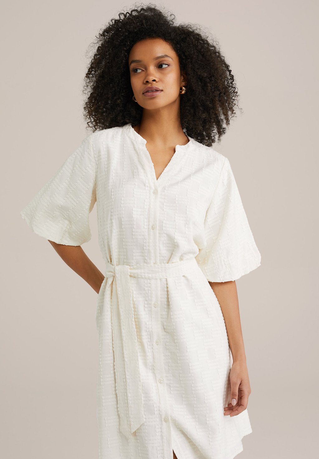 Платье-рубашка WE Fashion, белый
Платье-рубашка WE Fashion, белый