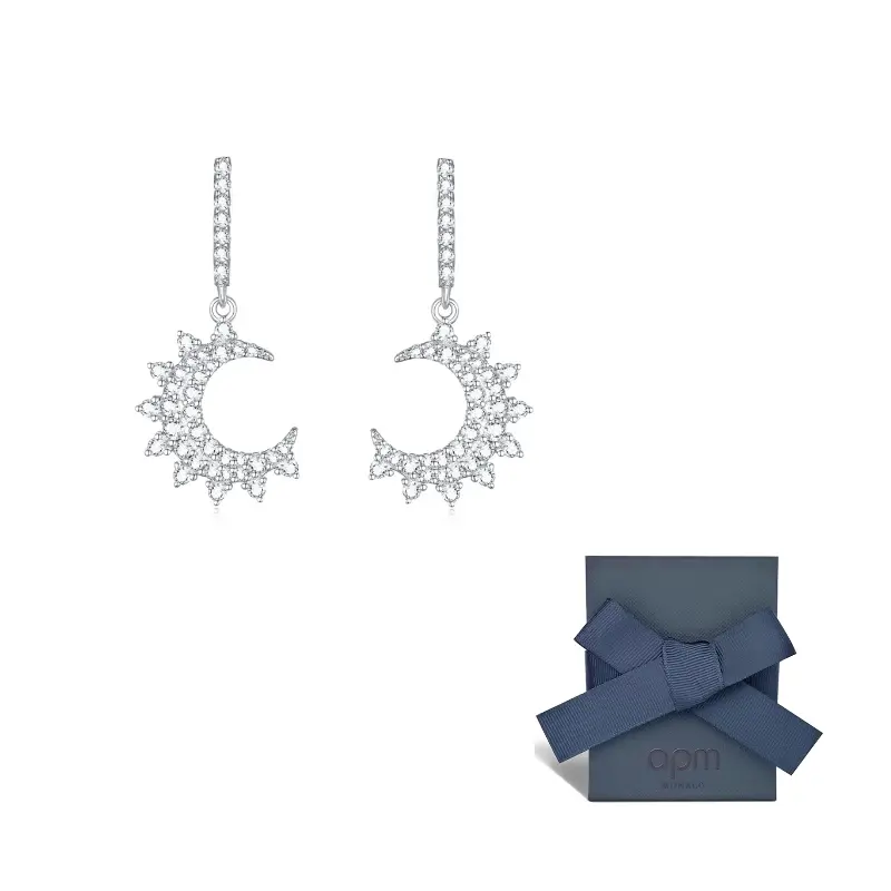 Apm Monaco Серьги-гвоздики из стерлингового серебра 925 пробы
Apm Monaco Серьги-гвоздики из стерлингового серебра 925 пробы